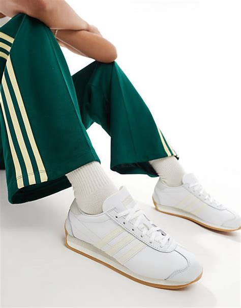 adidas originals a.r sneaker in gebrochenem weiß|adidas sneaker weiß herren.